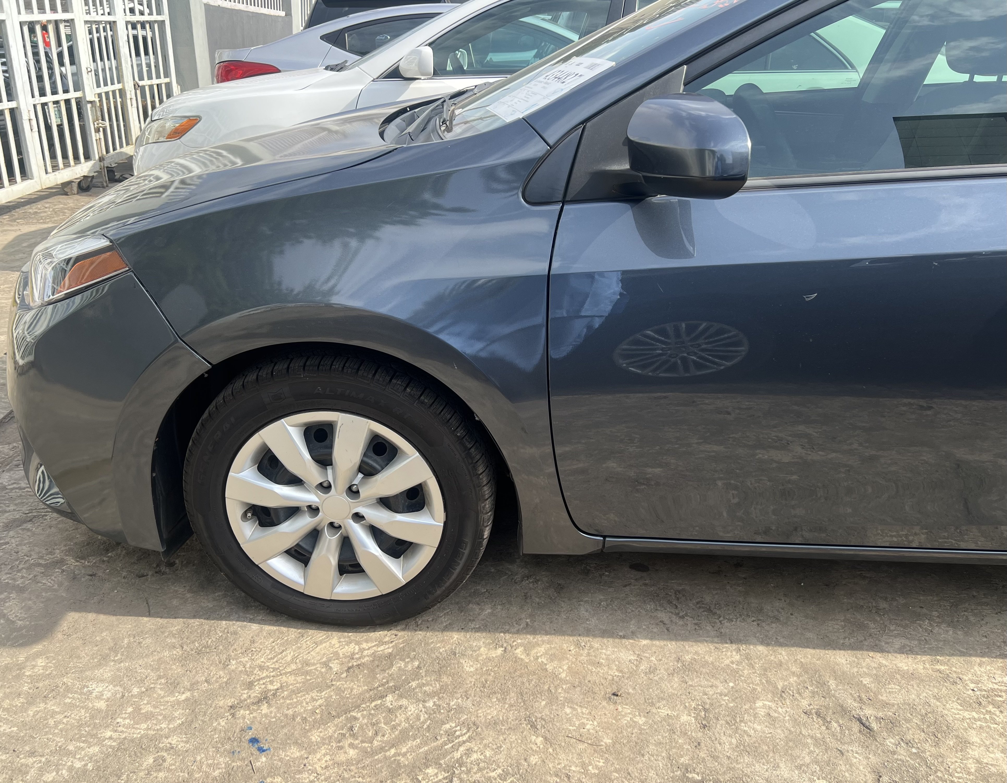 2015 Toyota Corolla photo 4