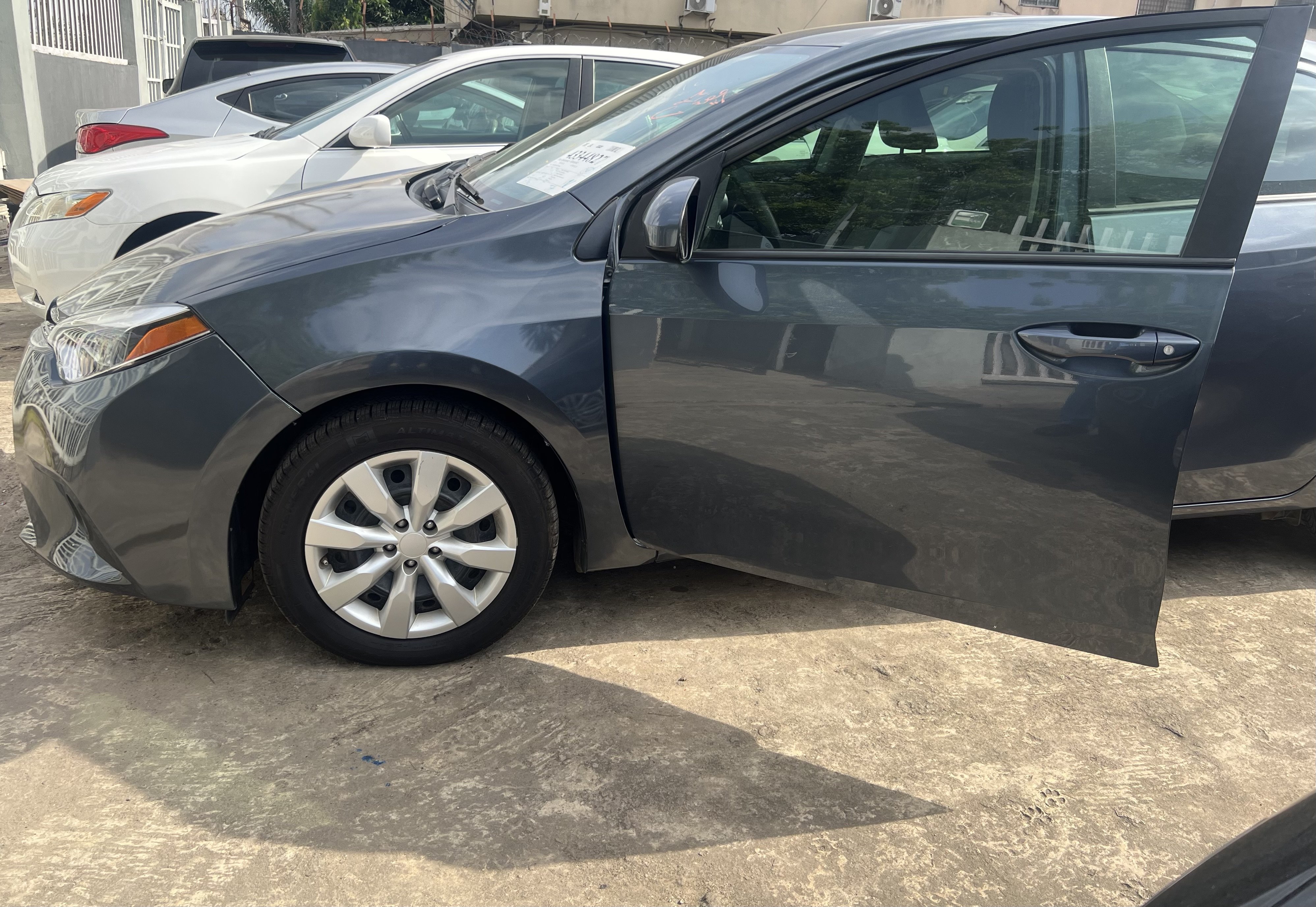 2015 Toyota Corolla photo 5