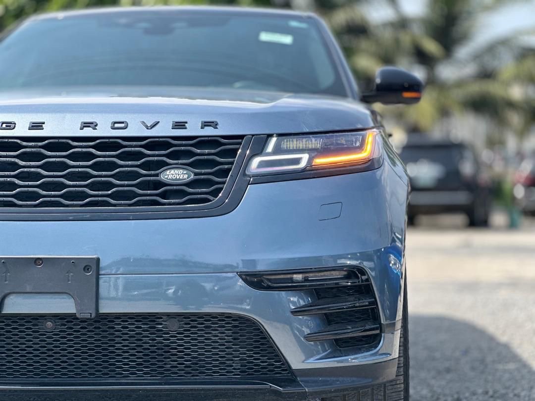 2021 Land Rover Range Rover photo 3