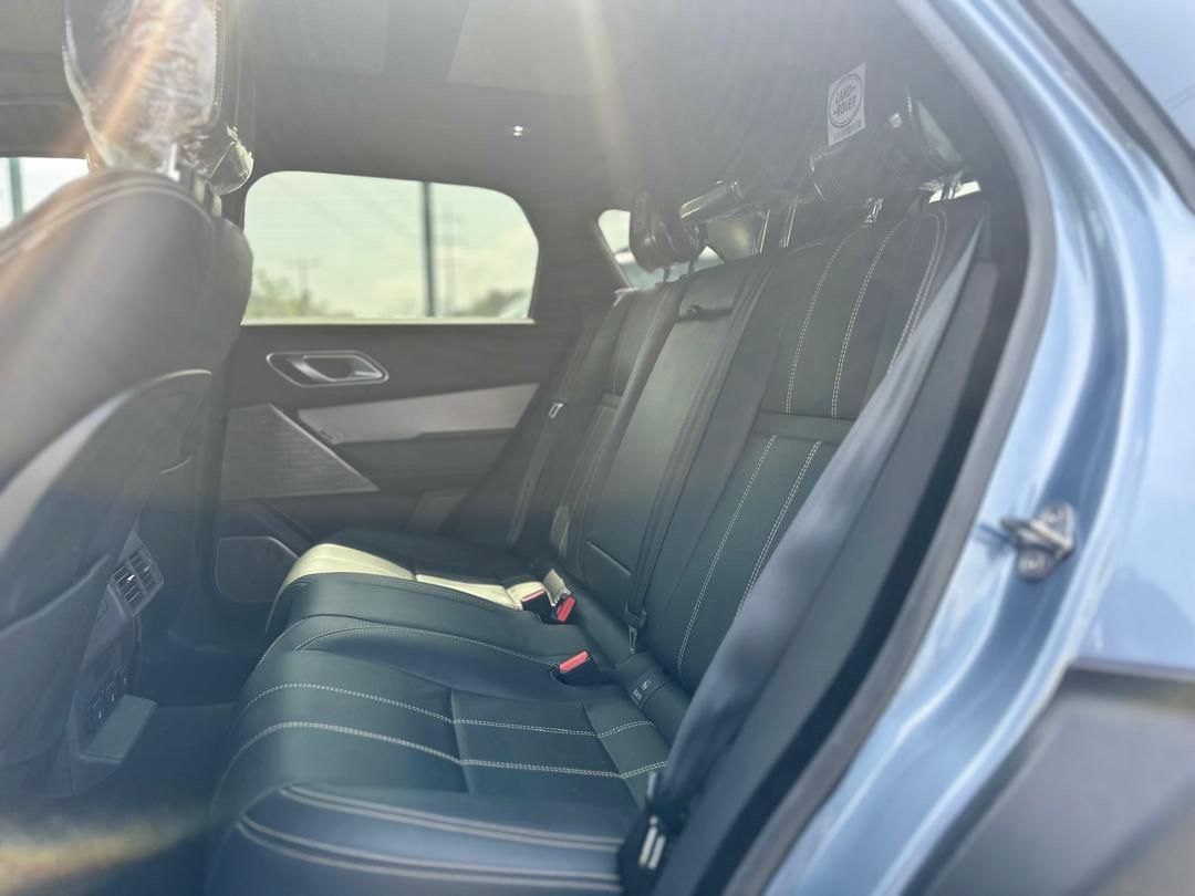 2021 Land Rover Range Rover photo 13