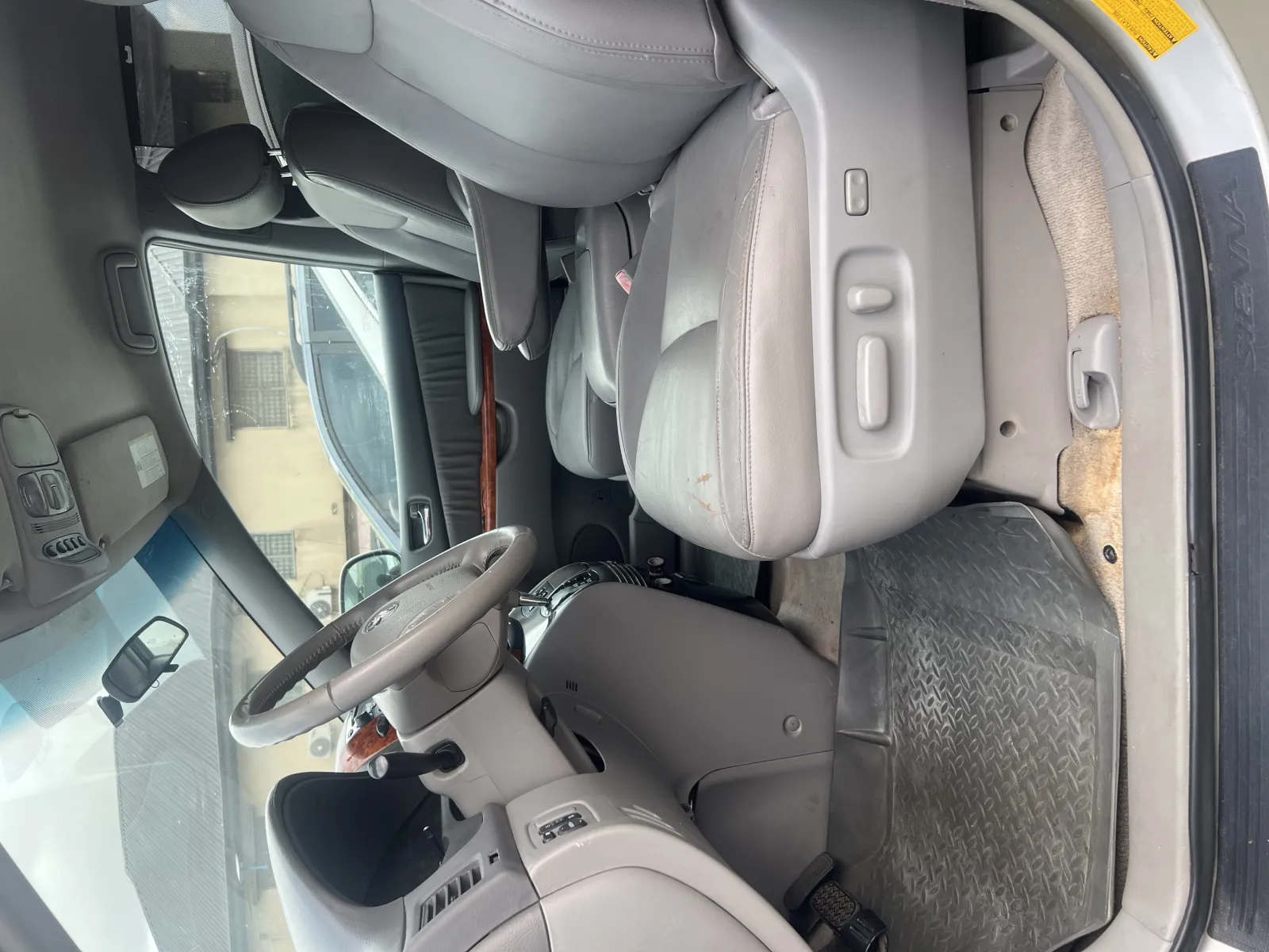 2008 Toyota Sienna Xle photo 11