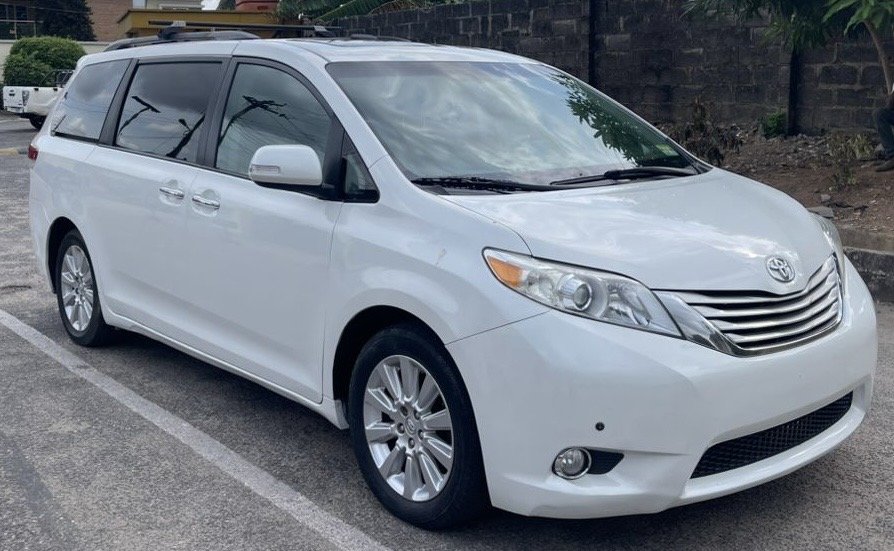 2015 Toyota Corolla photo 3