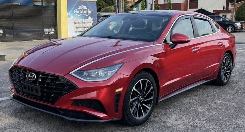 2021 Hyundai Sonata photo 4