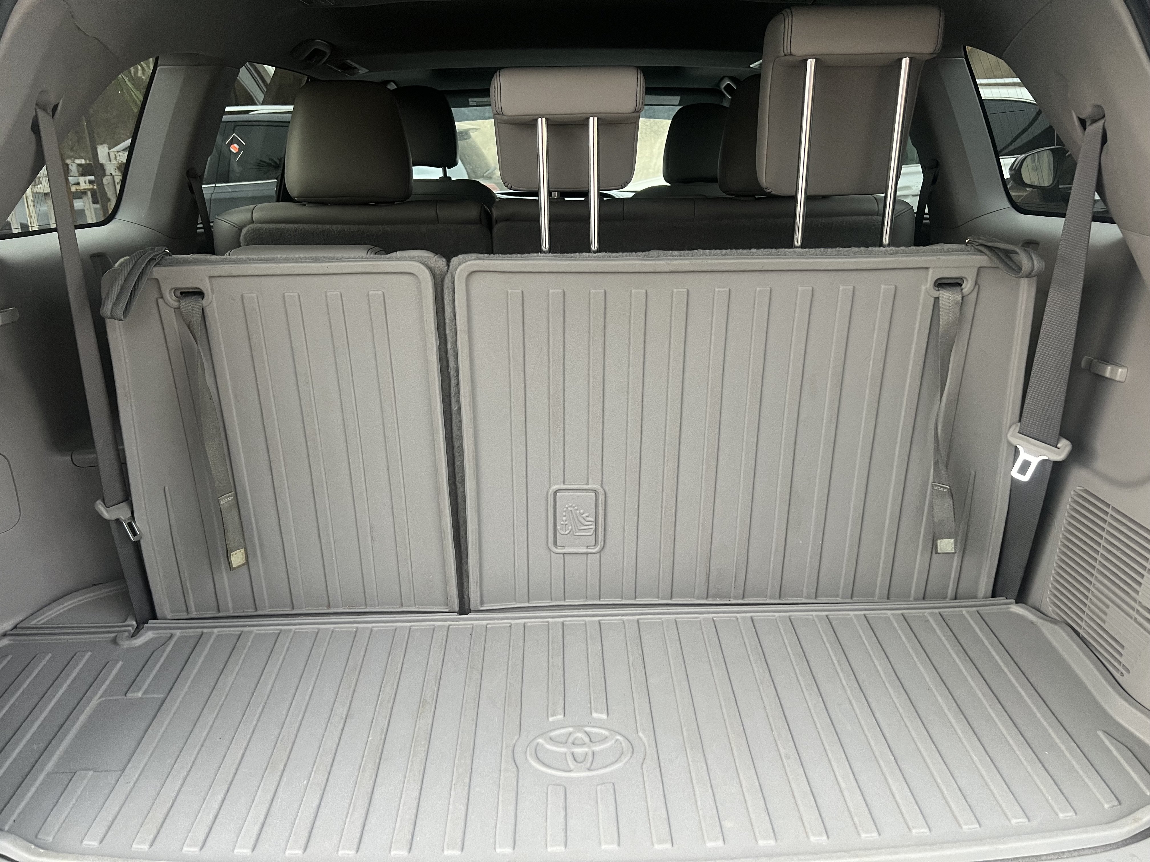 2017 Toyota Highlander, Se photo 24