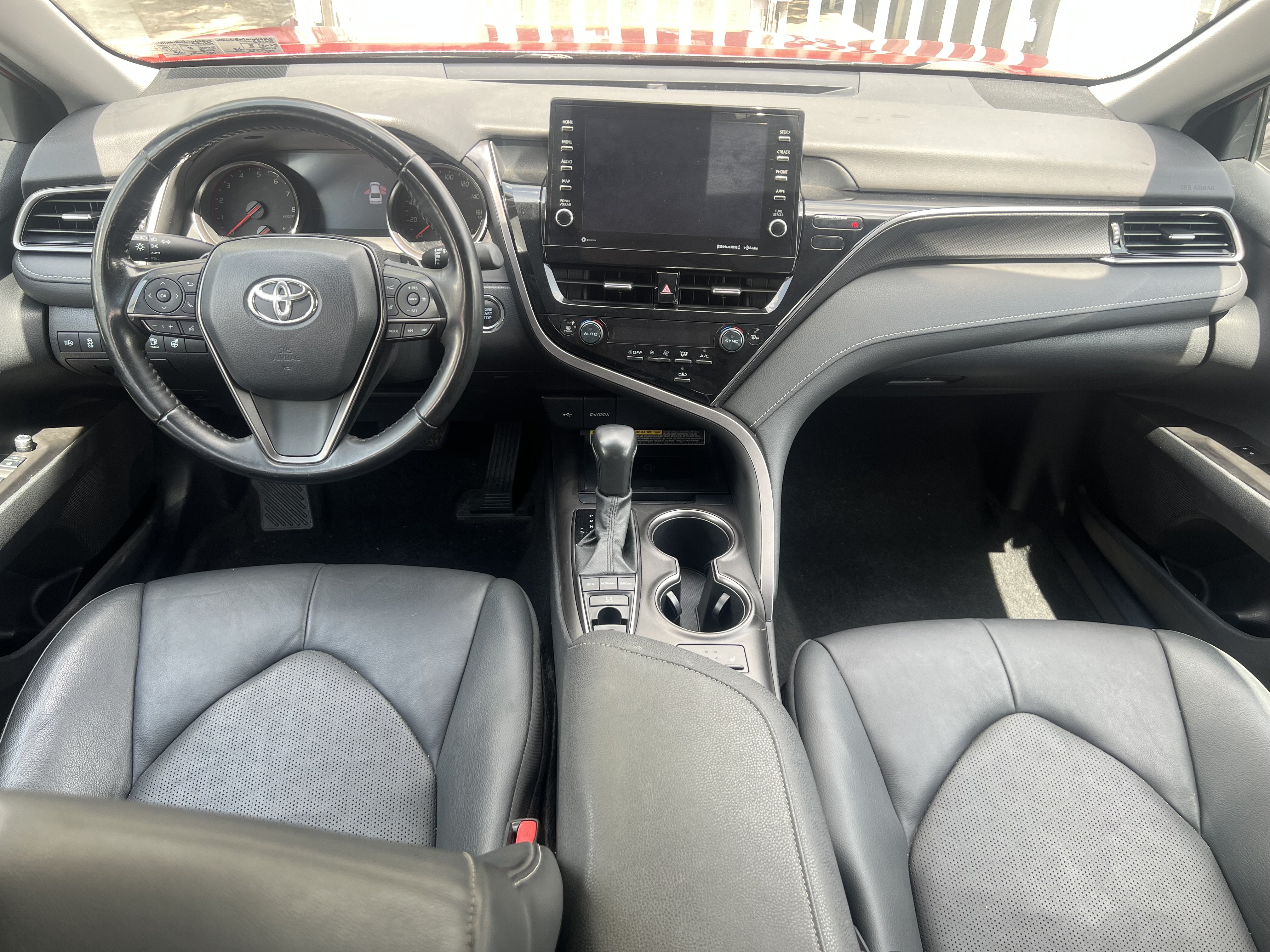 2022 Toyota Camry photo 8