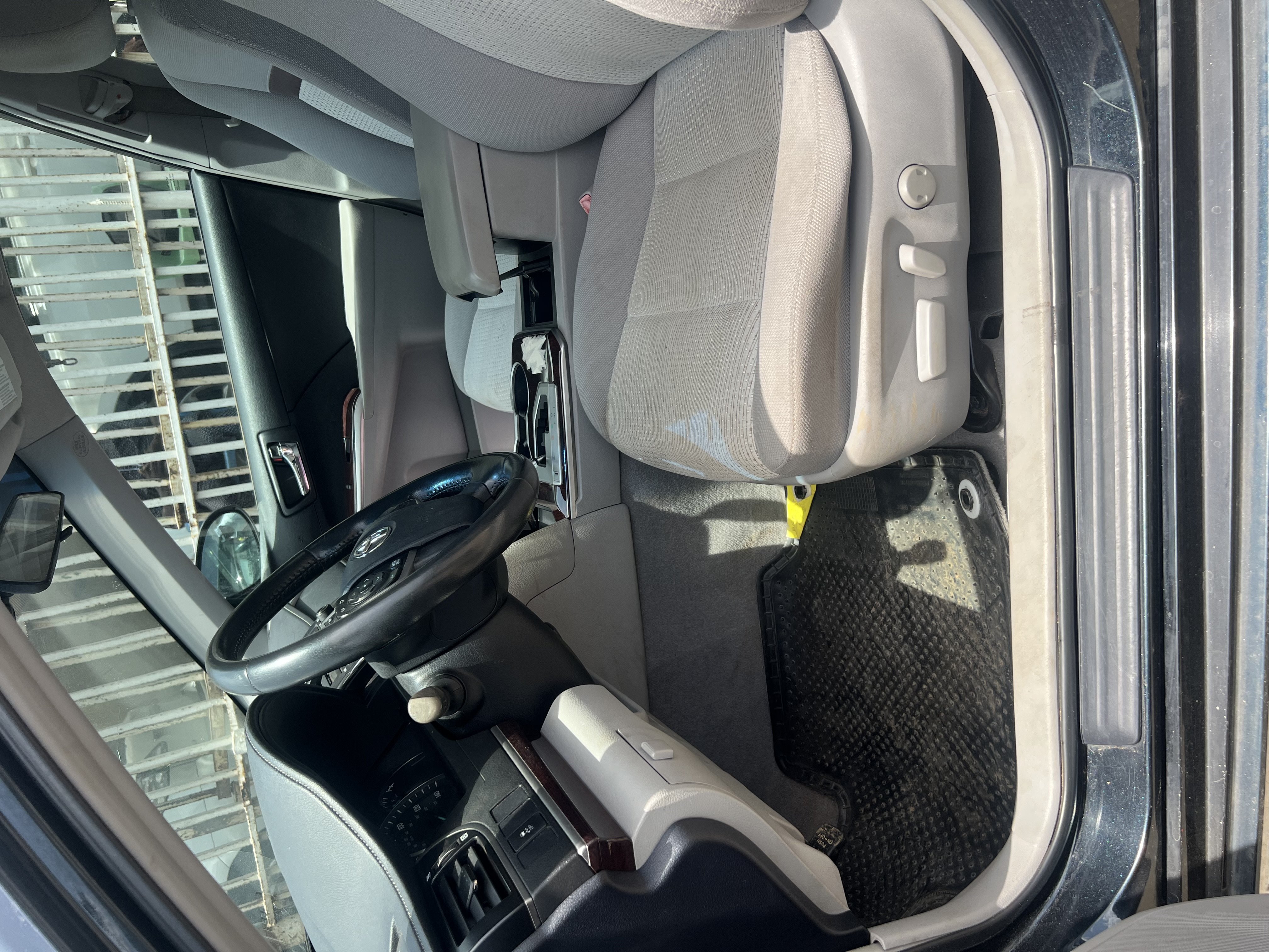 2013 Toyota Camry,Xle photo 8