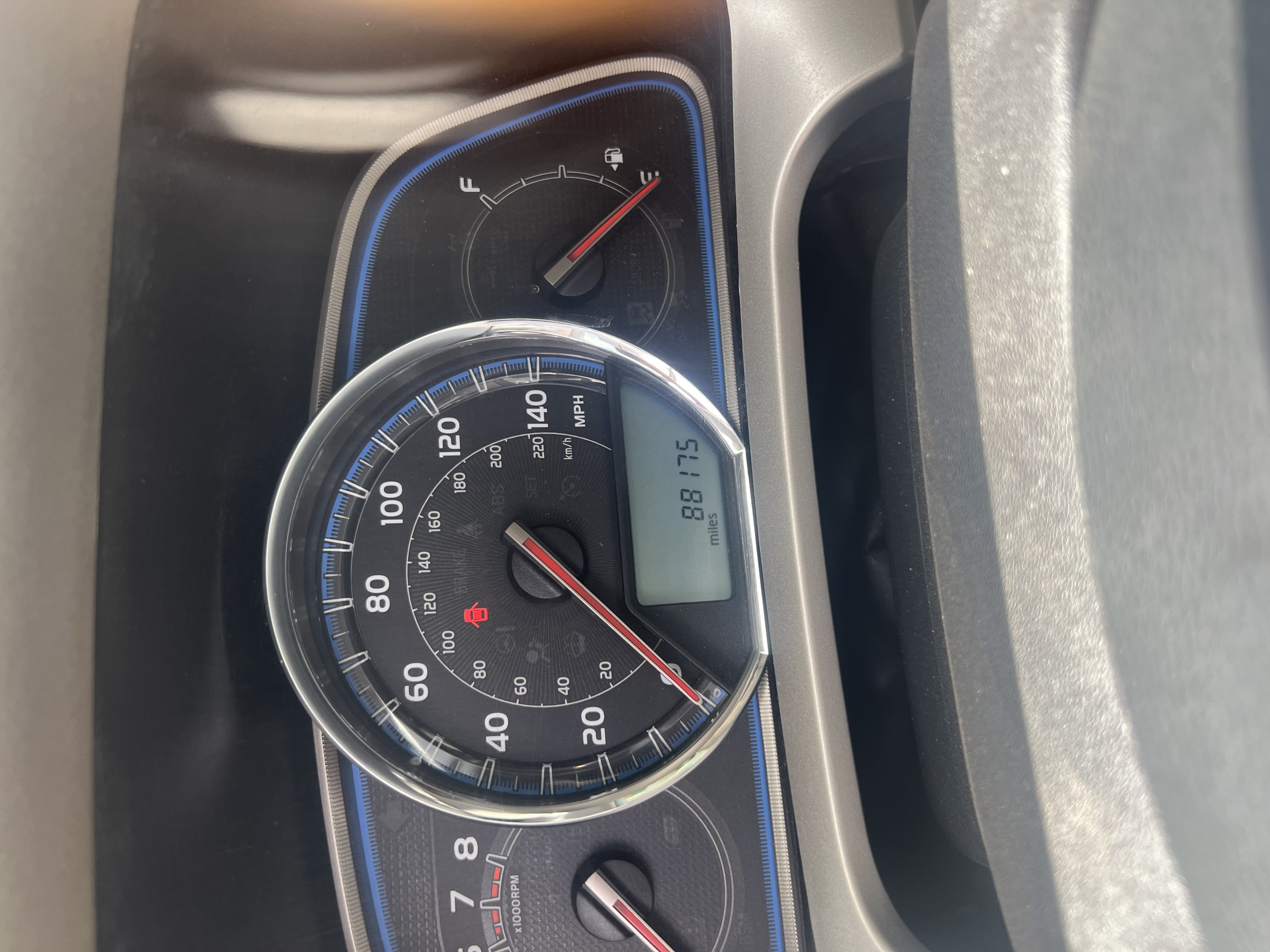 2015 Toyota RAV4 photo 7