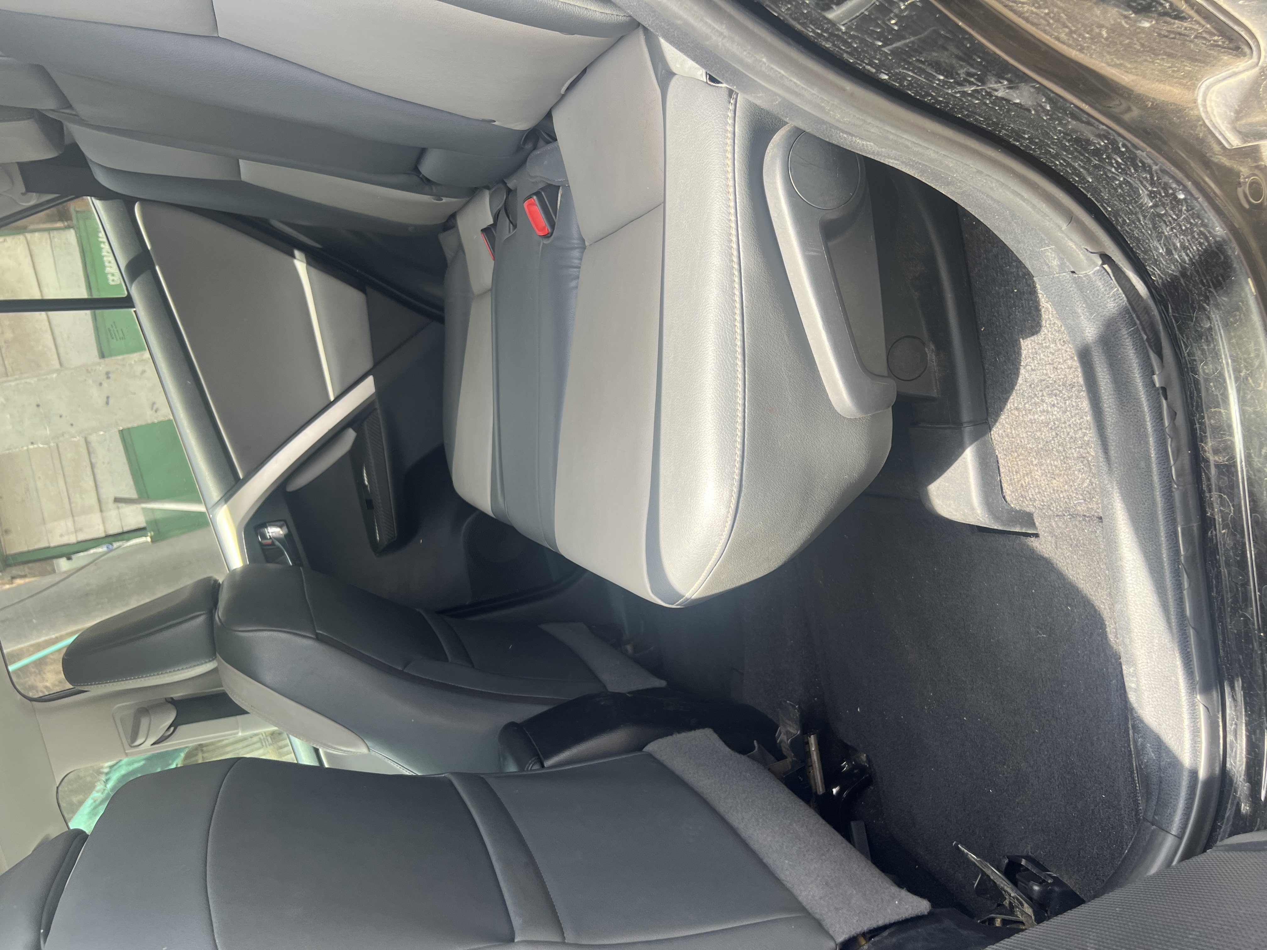 2015 Toyota RAV4 photo 13