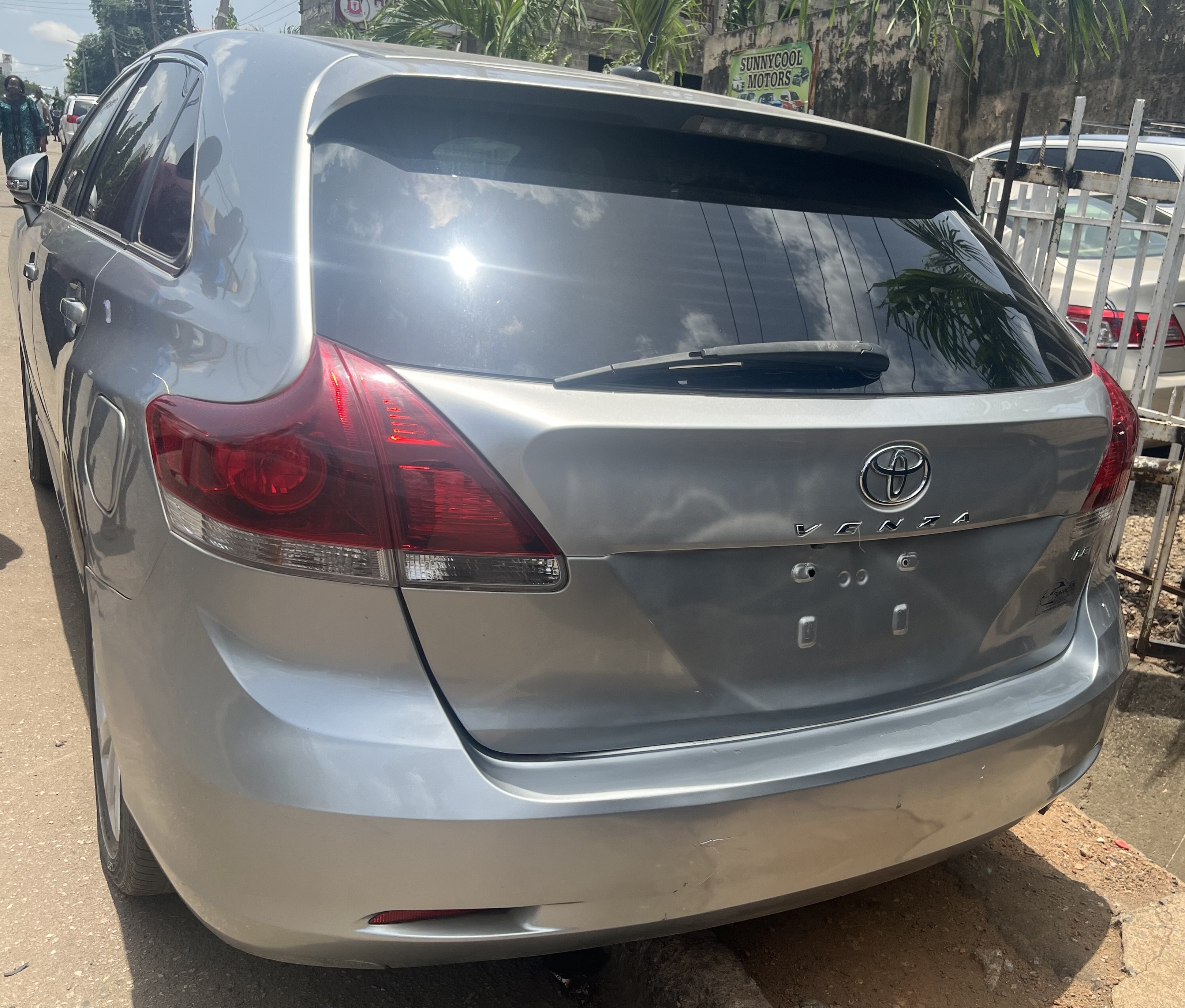 2015 Toyota Venza Le photo 12