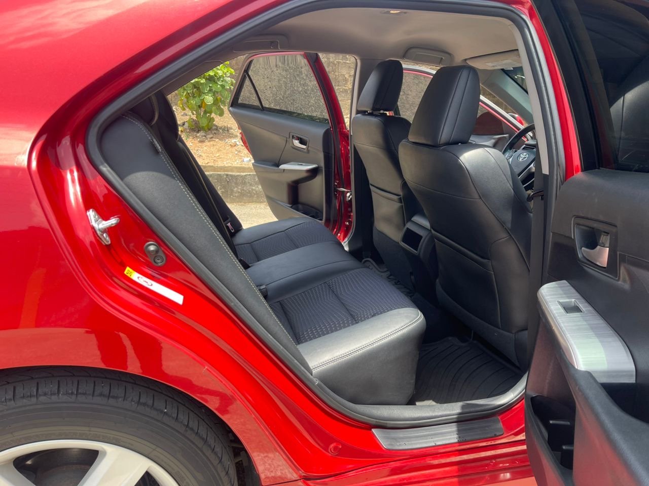 2012 Toyota Camry,Se photo 9