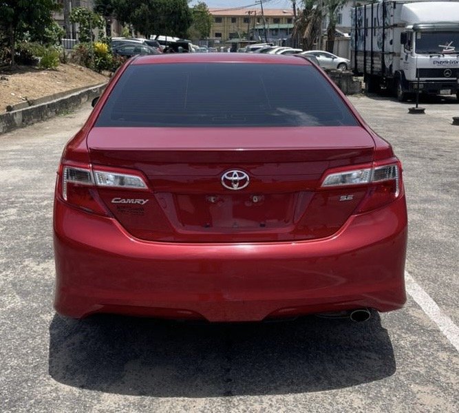 2012 Toyota Camry,Se photo 13