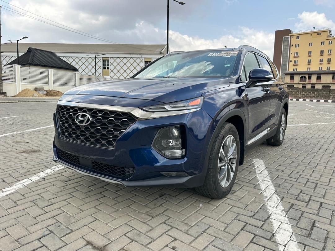 2020 Hyundai Santa Fe photo 3