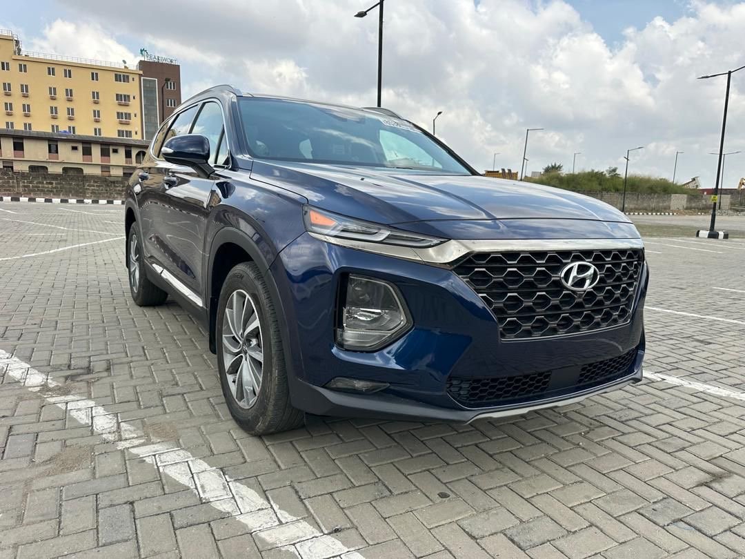 2020 Hyundai Santa Fe photo 4