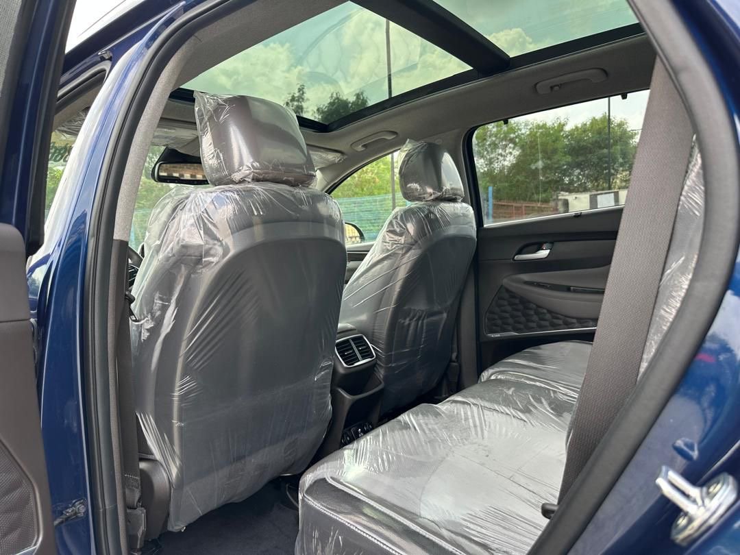 2020 Hyundai Santa Fe photo 12