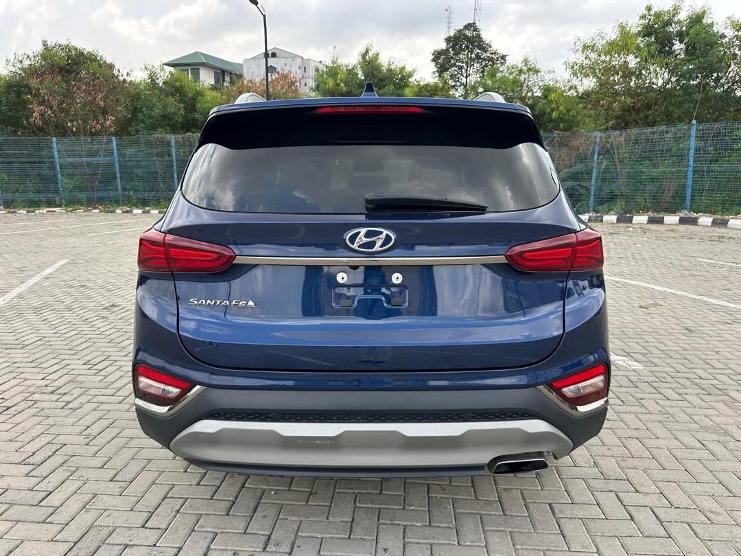 2020 Hyundai Santa Fe photo 13