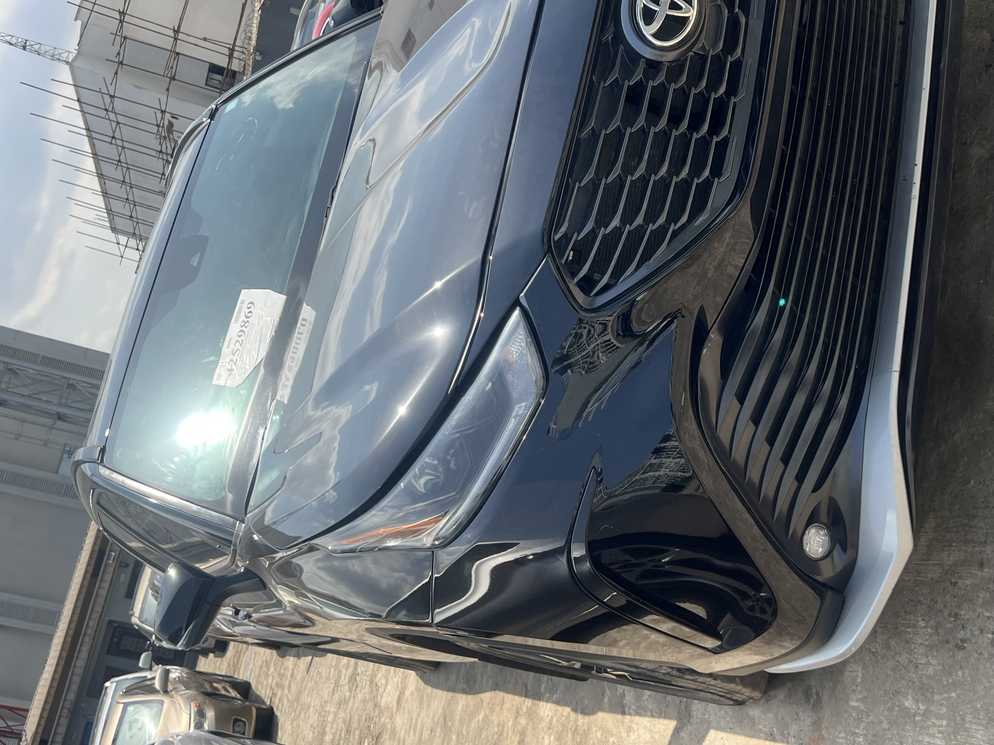 2023 Toyota Highlander XSE photo 2