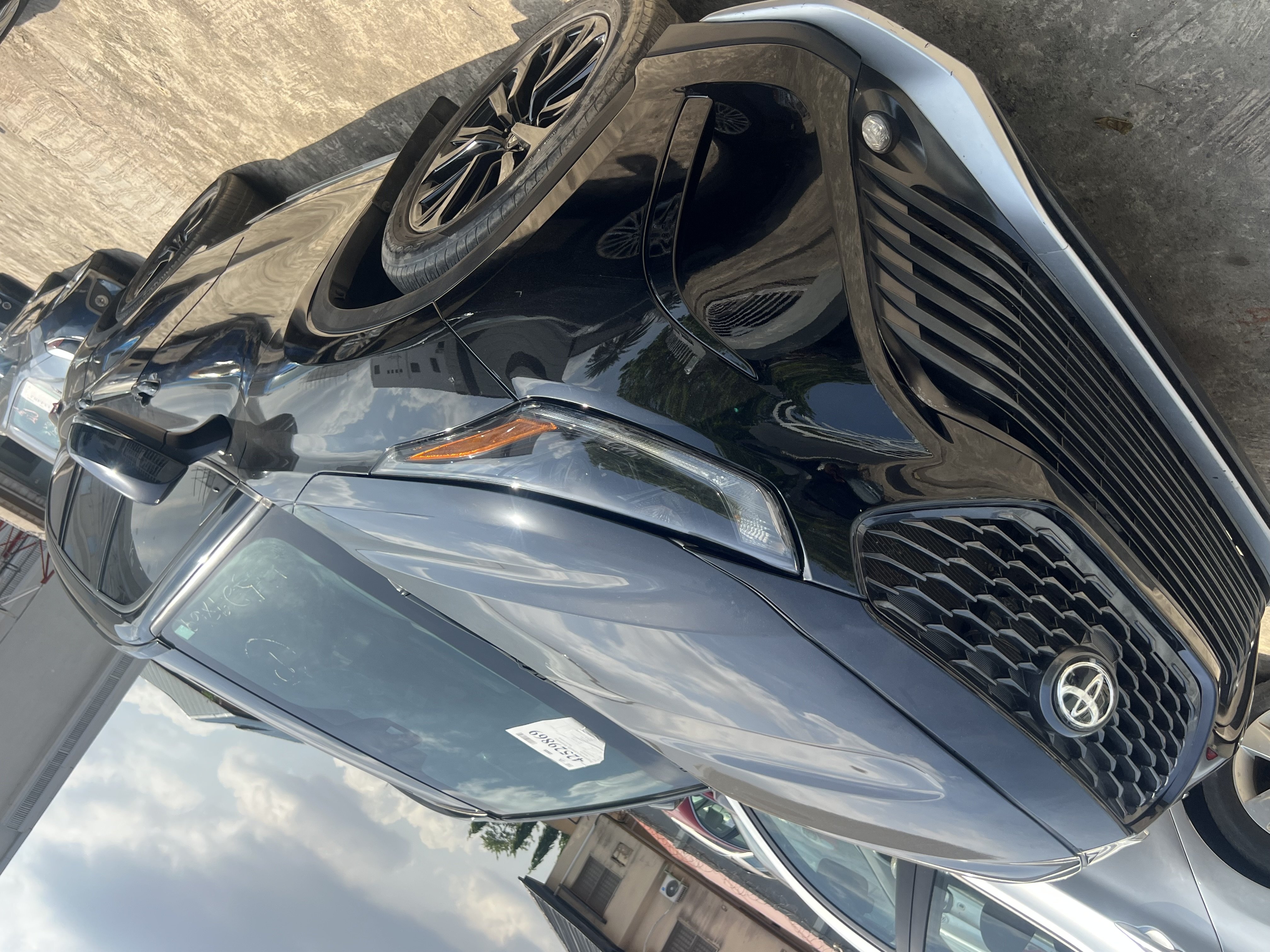 2023 Toyota Highlander XSE photo 3