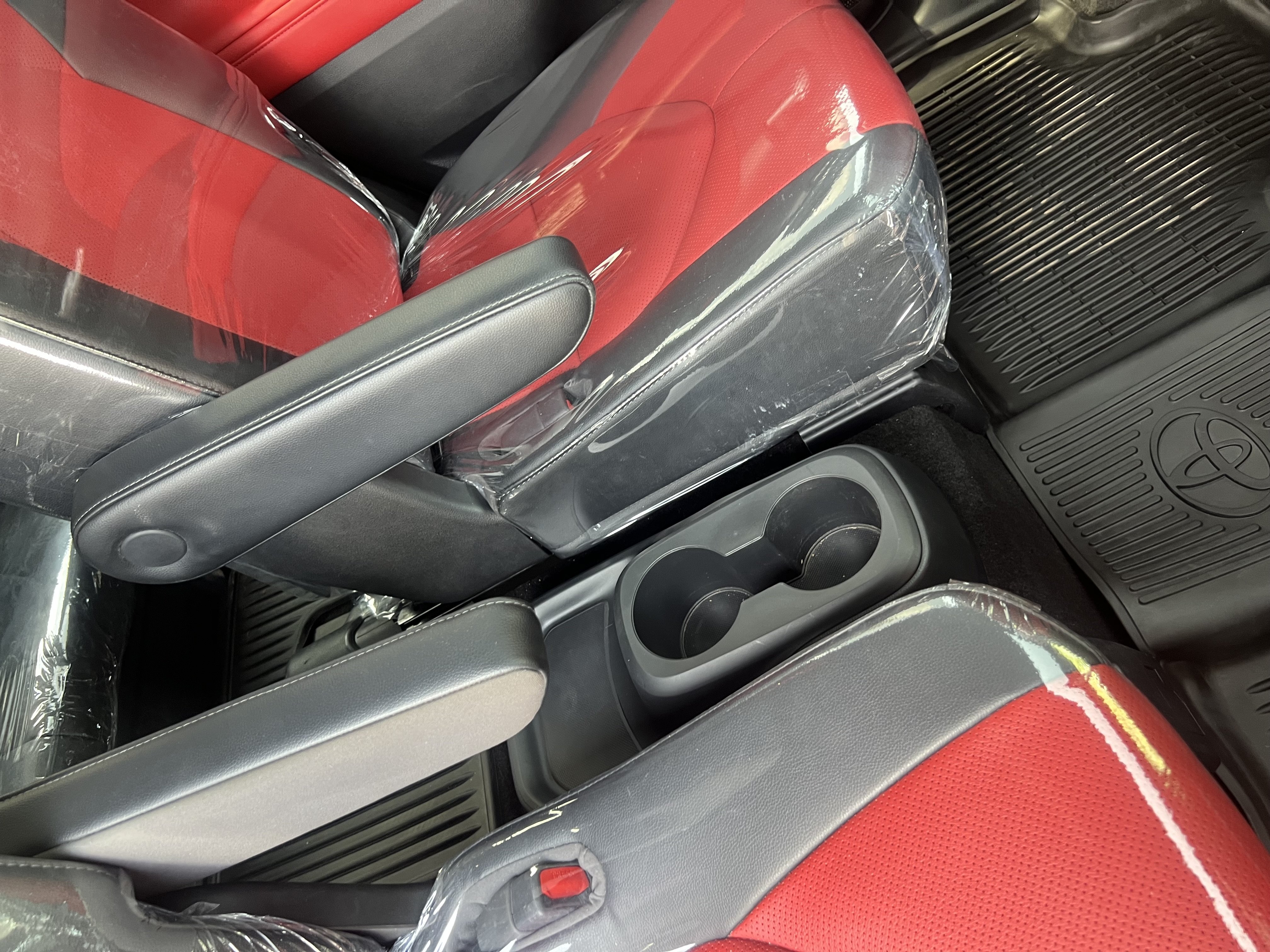 2023 Toyota Highlander XSE photo 17