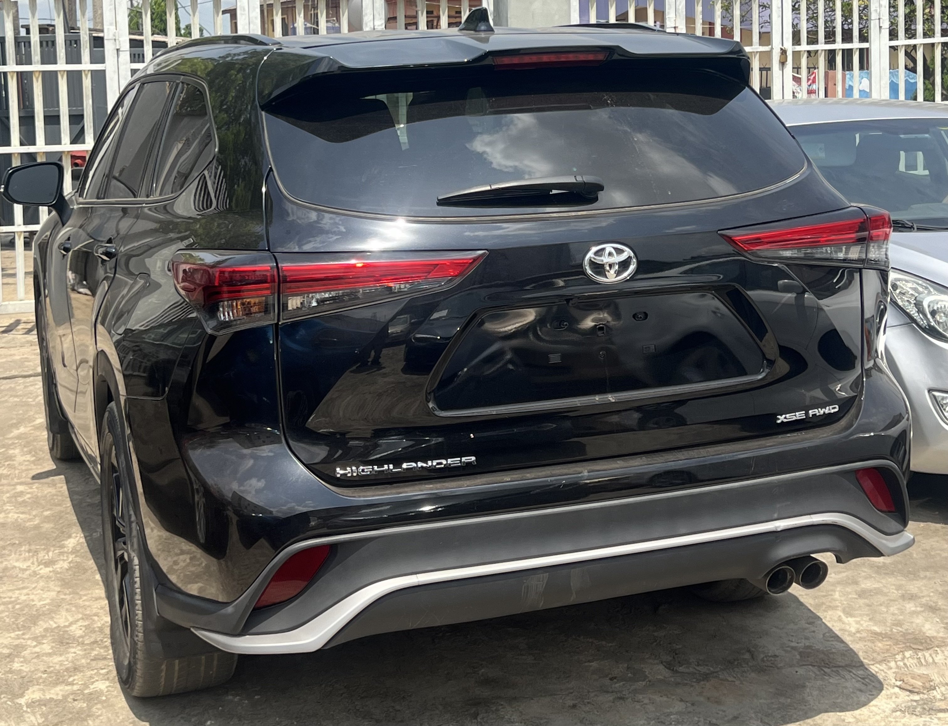 2023 Toyota Highlander XSE photo 31