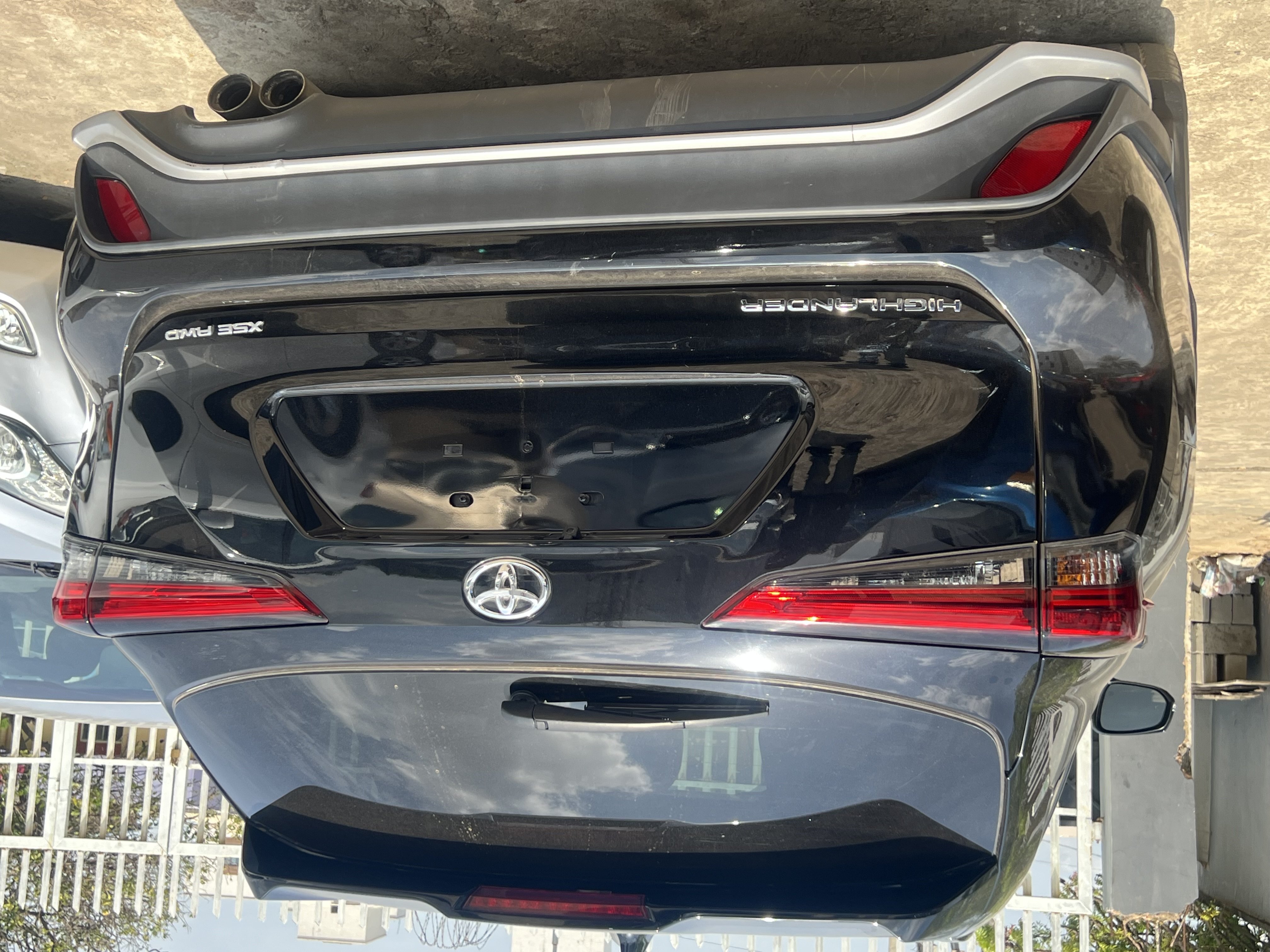 2023 Toyota Highlander XSE photo 32