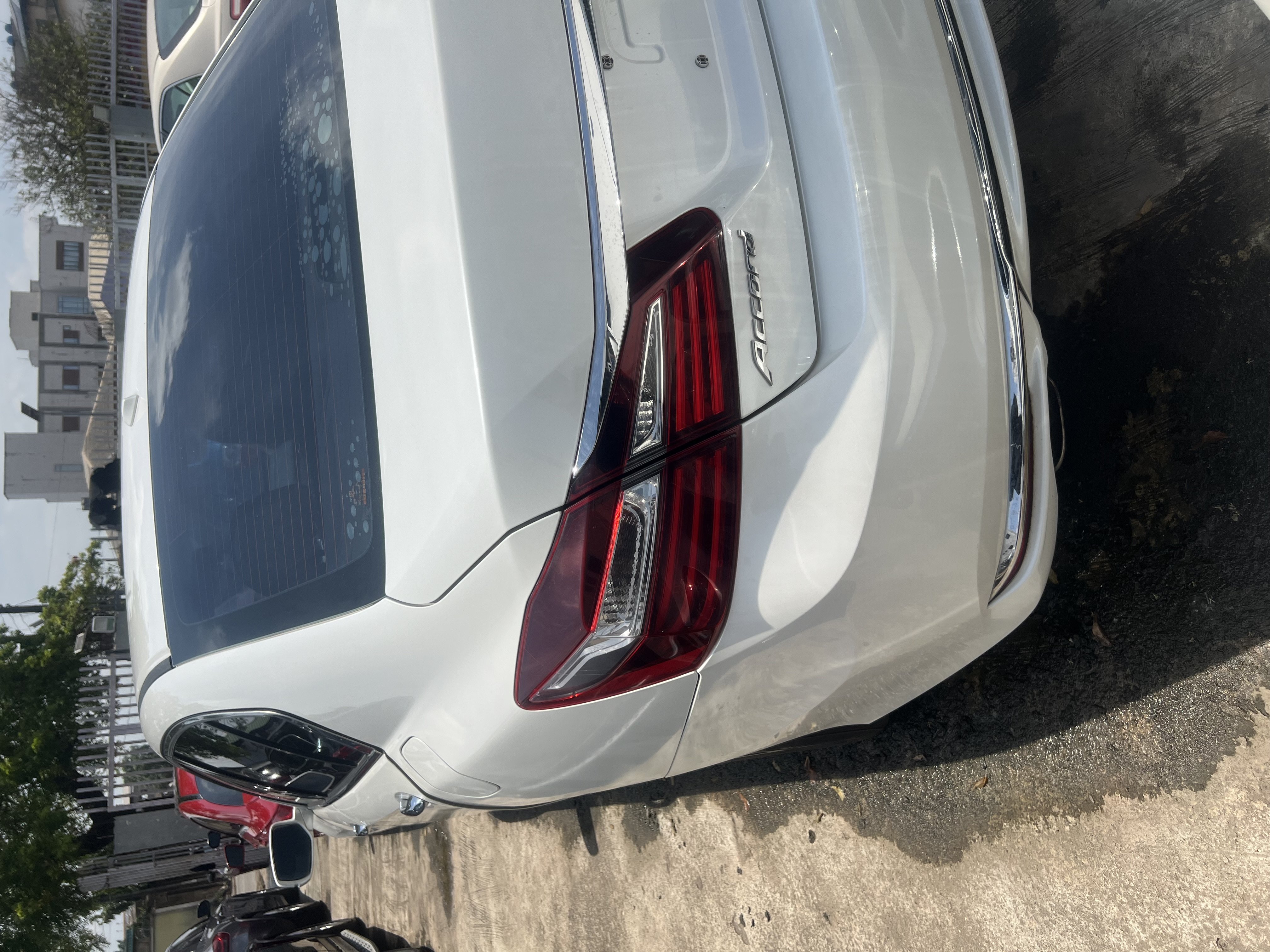 2016 Honda Accord 9GN photo 21