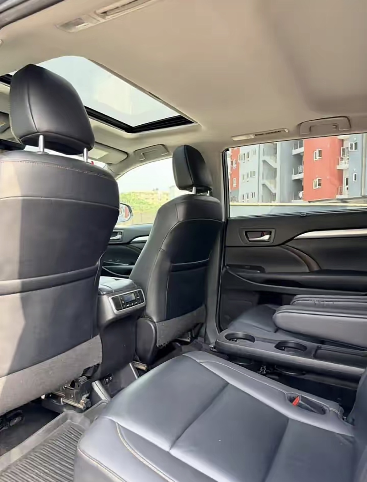 2019 Toyota Highlander XLE photo 7