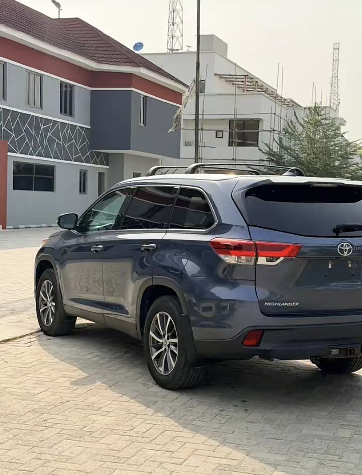 2019 Toyota Highlander XLE photo 11