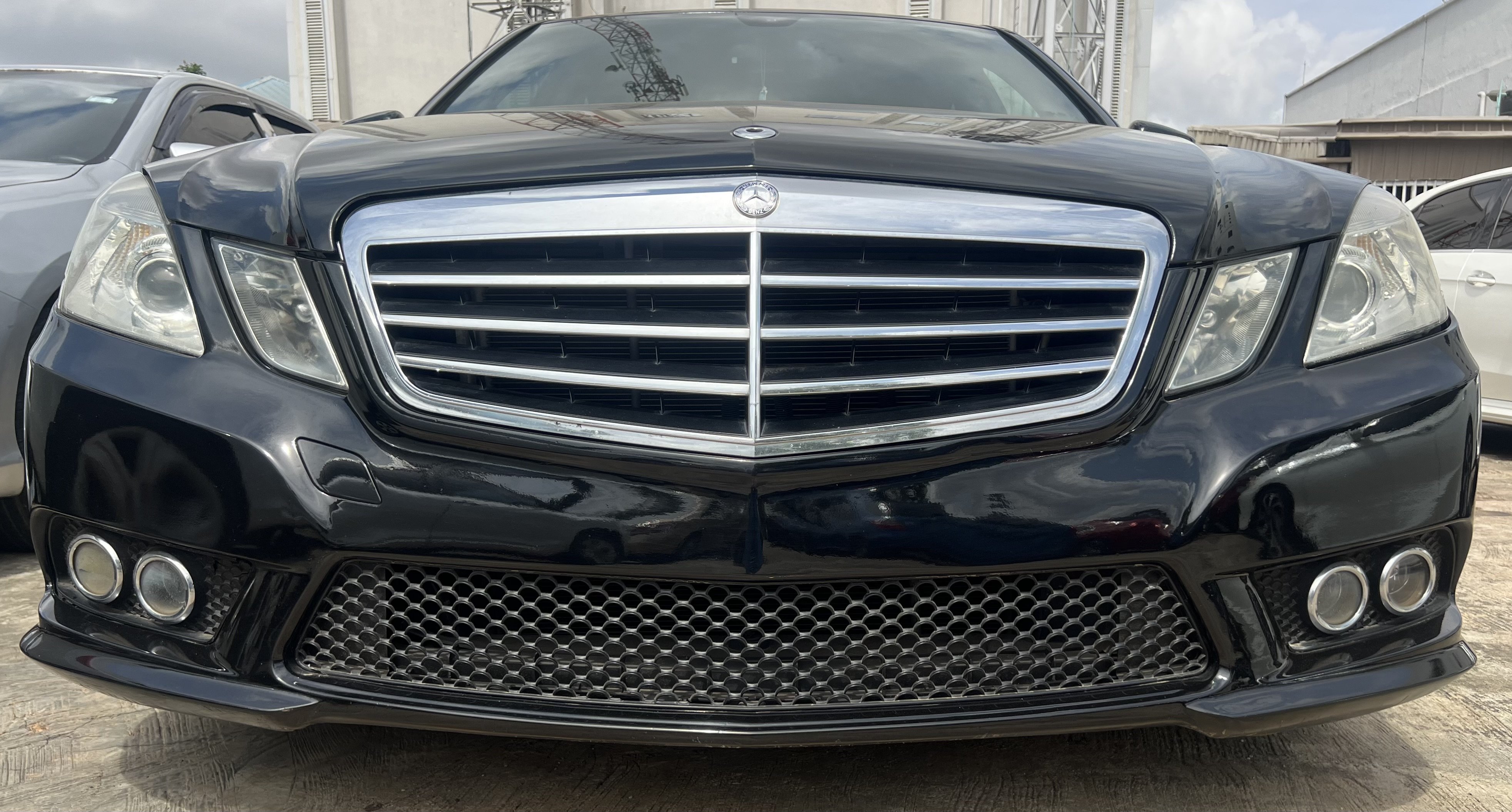2010 Mercedes-Benz E 350 photo 4